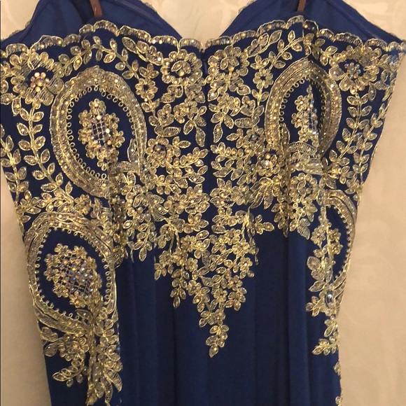 Camille Gown - Picture 4 of 4